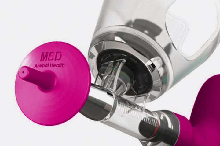 Applicator with ClenVAX nozzles in pink